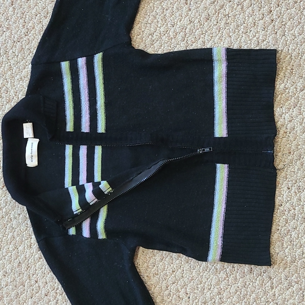Lightweight Sweater - Picture 2 of 5